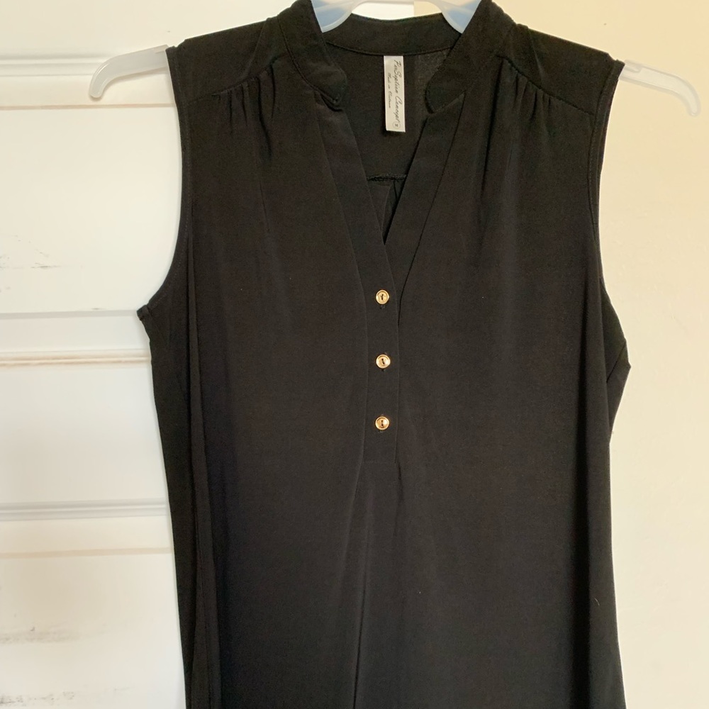Black sleeveless blouse